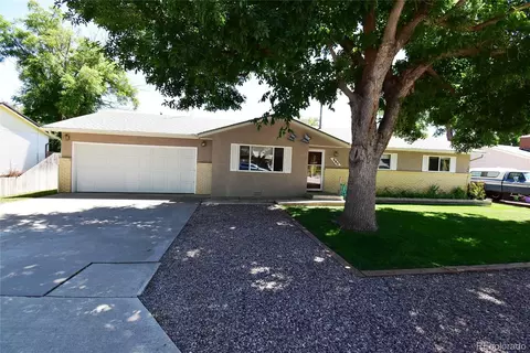 560 Barrett Ave, Canon City, CO 81212