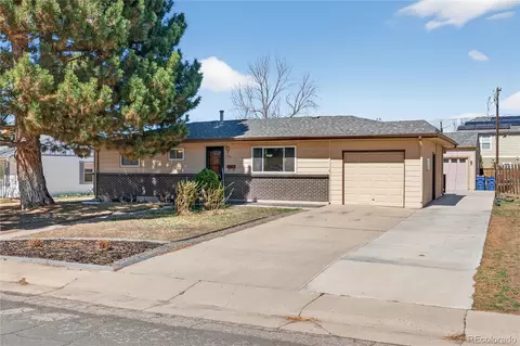 1231 W Radcliff Ave, Englewood, CO 80110
