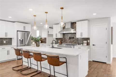 6185 W Frost Dr, Littleton, CO 80128