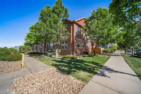 Exterior - 23372 E Chenango Pl, Aurora, CO 80016 photo 1 of 7