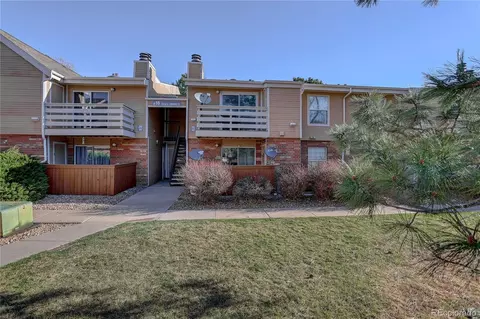 3344 S Ammons St #16-202, Lakewood, CO 80227