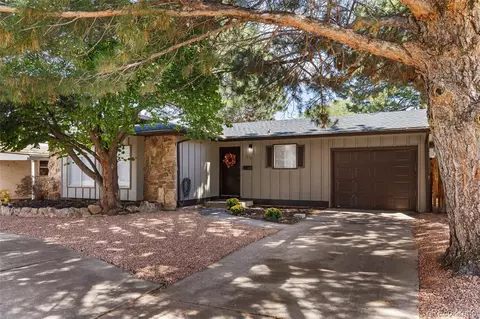 1818 Maplewood Dr, Pueblo, CO 81005