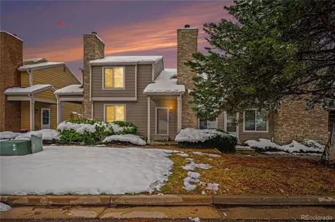 828 Summer Dr, Highlands Ranch, CO 80126