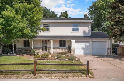 2514 S Elkhart St, Aurora, CO 80014