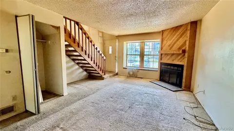 Living - 16923 E Whitaker Dr #L, Aurora, CO 80015 photo 1 of 4