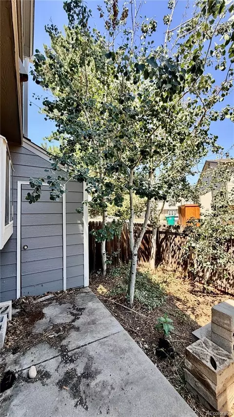 Exterior - 16923 E Whitaker Dr #L, Aurora, CO 80015 photo 3 of 3