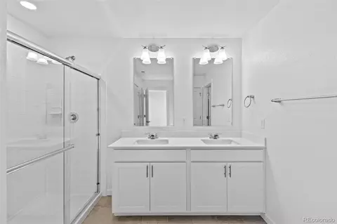 Bath - 1907 Mount Monroe Dr, Berthoud, CO 80513 photo 2 of 4