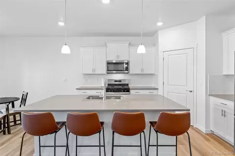 Kitchen - 1907 Mount Monroe Dr, Berthoud, CO 80513 photo 3 of 5