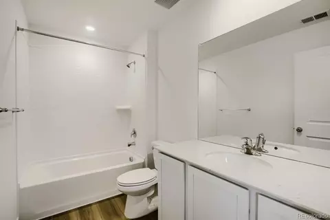 Bath - 1774 Drumming Dr, Windsor, CO 80550 photo 2 of 2