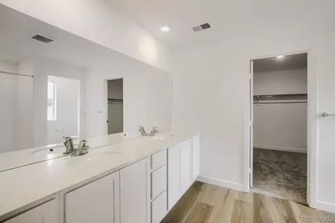 Bath - 1774 Drumming Dr, Windsor, CO 80550 photo 1 of 2