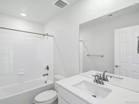 Bath - 4721 Talley St, Morrison, CO 80465 photo 3 of 4