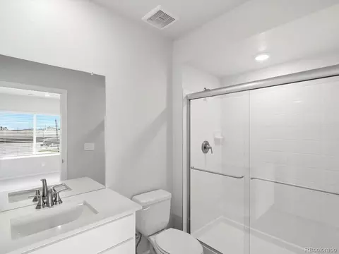 Bath - 4721 Talley St, Morrison, CO 80465 photo 1 of 4