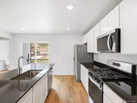 Kitchen - 4721 Talley St, Morrison, CO 80465 photo 5 of 6