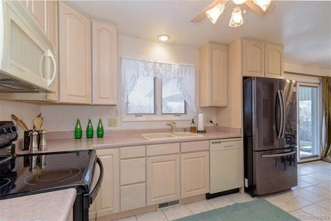 12495 E 6th Pl, Aurora, CO 80011 photo 5