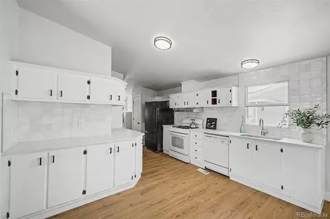 10598 Barron Cir, Longmont, CO 80504 photo 9