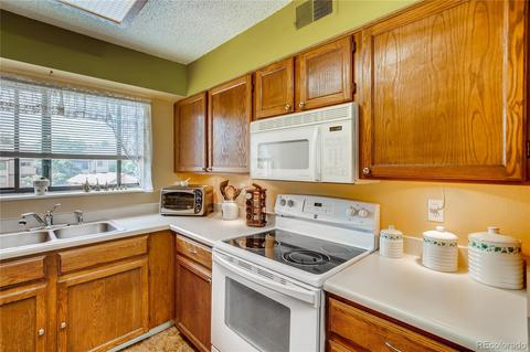 418 Wright St #203, Lakewood, CO 80228 photo 12