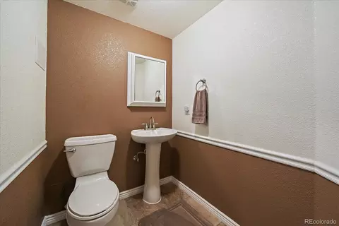 Bath - 6148 S Killarney Dr, Centennial, CO 80016 photo 5 of 6