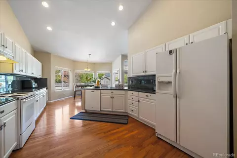 Kitchen - 6148 S Killarney Dr, Centennial, CO 80016 photo 5 of 5