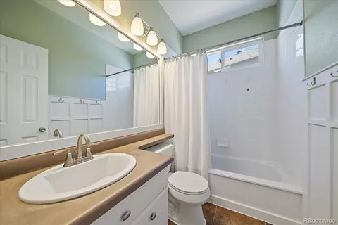 Bath - 6148 S Killarney Dr, Centennial, CO 80016 photo 4 of 6