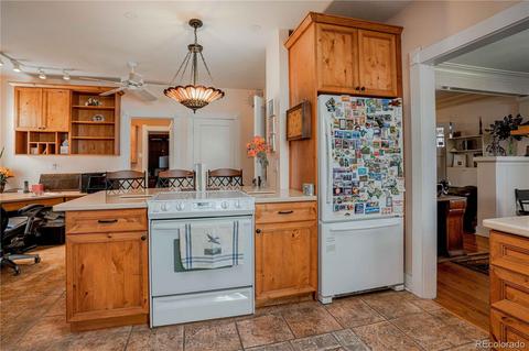 2332 Eudora St, Denver, CO 80207 photo 10