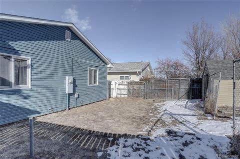 14520 Elk Dr, Denver, CO 80239 photo 30