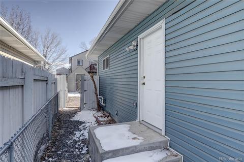 14520 Elk Dr, Denver, CO 80239 photo 28