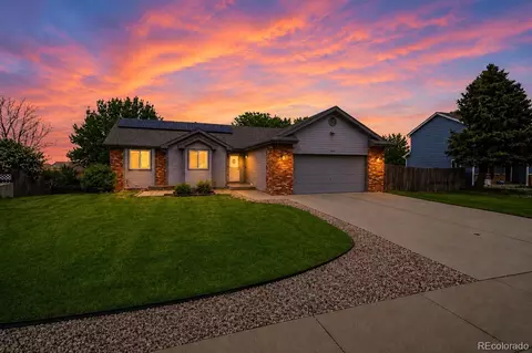 859 N 7th St, Johnstown, CO 80534