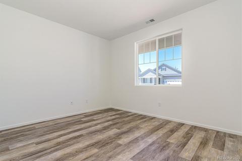 27350 E 10th Dr, Aurora, CO 80018 photo 3