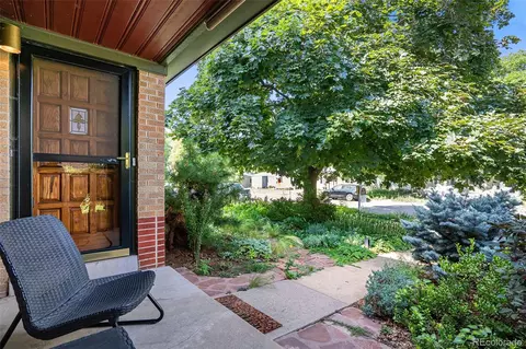 1530 S Bellaire St, Denver, CO 80222