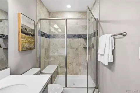 Bath - 23201 E Jamison Dr, Aurora, CO 80016 photo 2 of 5