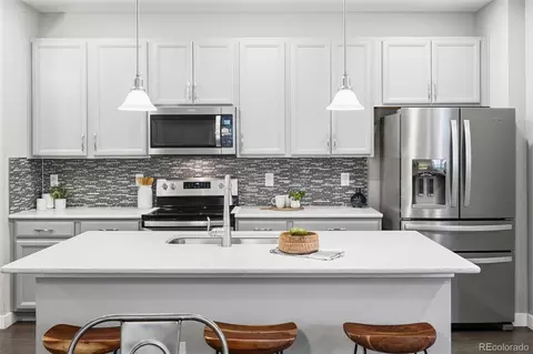 Kitchen - 23201 E Jamison Dr, Aurora, CO 80016 photo 2 of 3