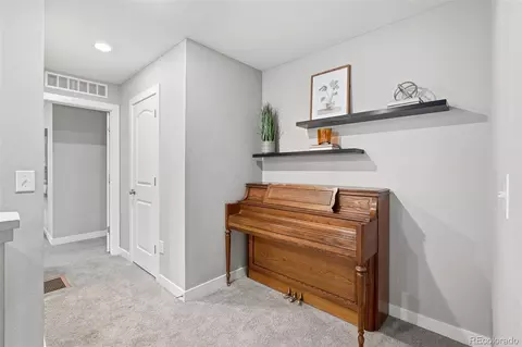 Entry Way - 23201 E Jamison Dr, Aurora, CO 80016 photo 4 of 5