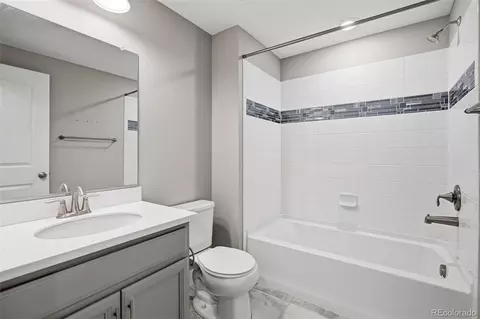 Bath - 23201 E Jamison Dr, Aurora, CO 80016 photo 5 of 5