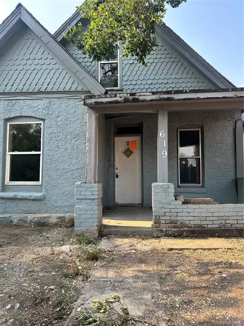 619 E 11th St, Pueblo, CO 81001
