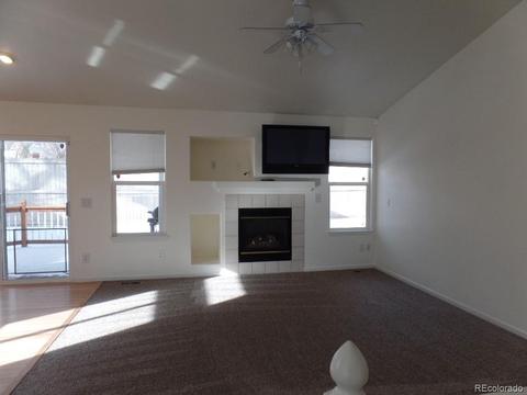 18131 E Adriatic Pl, Aurora, CO 80013 photo 4
