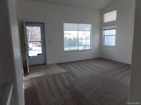 18131 E Adriatic Pl, Aurora, CO 80013 photo 2