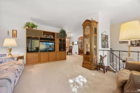 1135 S Wright St, Lakewood, CO 80228 photo 3
