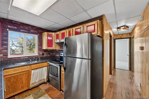 Kitchen - 20341 Maxwell Dr, Morrison, CO 80465 photo 3 of 4