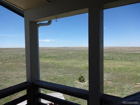 45455 Comanche Creek Rd, Bennett, CO 80102 photo 3