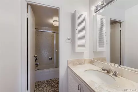 Bath - 955 Eudora St #204E, Denver, CO 80220 photo 3 of 4