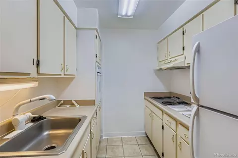 Kitchen - 955 Eudora St #204E, Denver, CO 80220 photo 1 of 3