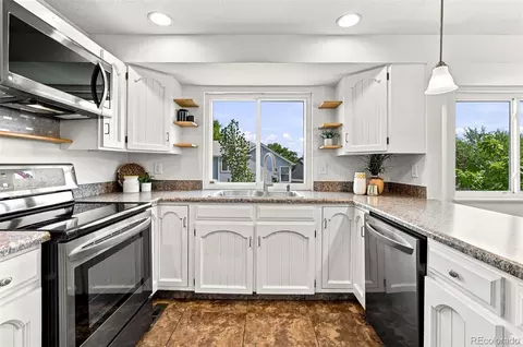 Kitchen - 19557 E Floyd Ave, Aurora, CO 80013 photo 1 of 3