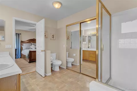 Bath - 20180 E 43rd Pl, Denver, CO 80249 photo 2 of 4