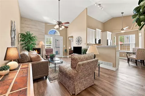 8818 W Plymouth Ave, Littleton, CO 80128