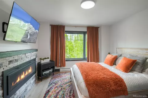 Bedroom - 306 S Golden Eagle Dr, Silverthorne, CO 80498 photo 3 of 7