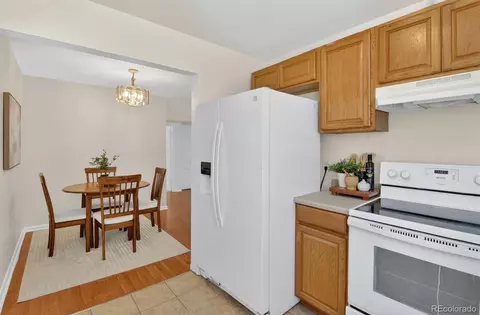 1908 Geneva St, Aurora, CO 80010 photo 13