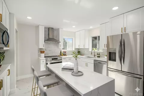 3290 S Franklin St, Englewood, CO 80113