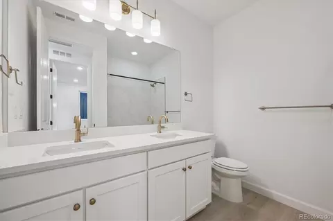 Bath - 904 Steppe Ln, Windsor, CO 80550 photo 2 of 2