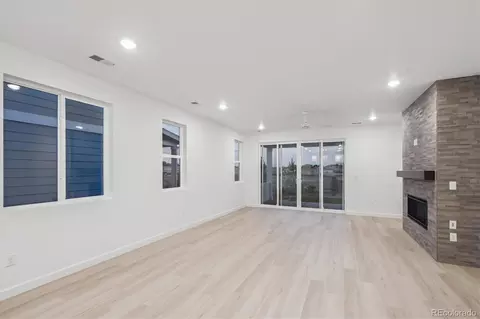 Living - 904 Steppe Ln, Windsor, CO 80550 photo 2 of 6