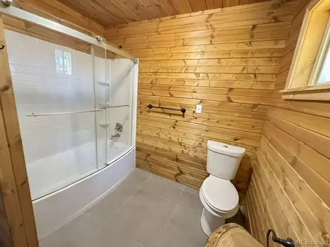 Bath - 503 Buffalo Ridge Rd, Como, CO 80456 photo 2 of 3